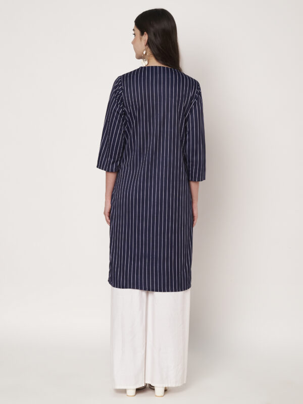 Women Striped Polyester Straight Kurta Blue