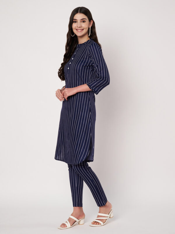 Women Striped Polyester Straight - Kurta Set - Navy