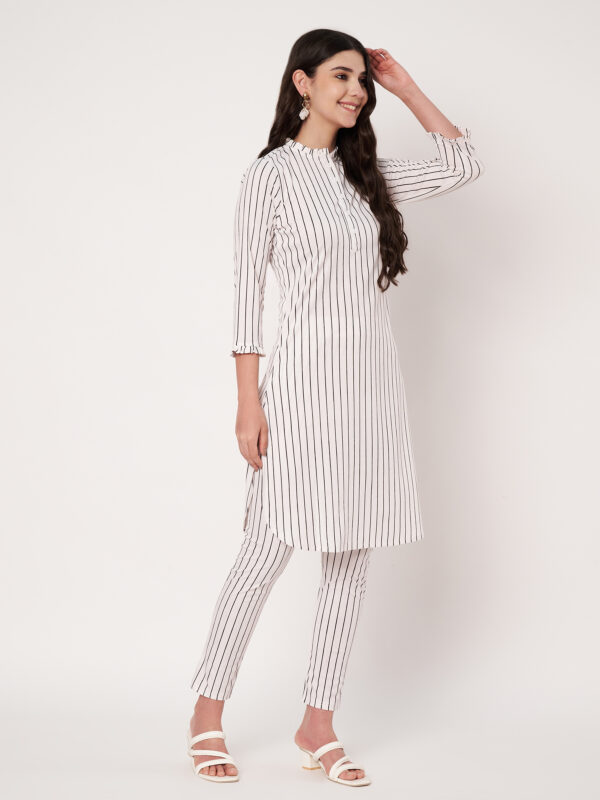 Women Striped Polyester Straight Kurta Set - White